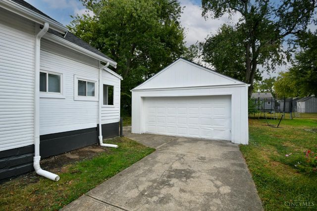 2120 Fernwood Street, Middletown, OH 45044