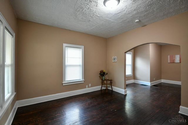 2120 Fernwood Street, Middletown, OH 45044