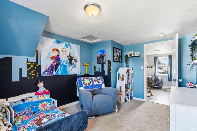 2102 Plum Street, New Castle, IN 47362