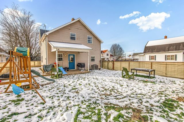 2102 Plum Street, New Castle, IN 47362