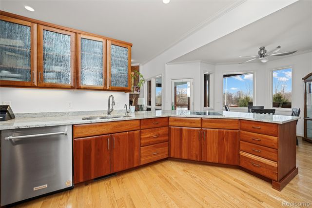 3520 Blue Heron Court, Ypsilanti, MI 48198