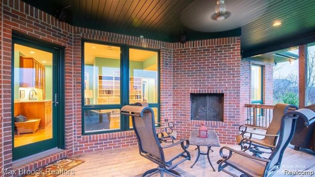 3520 Blue Heron Court, Ypsilanti, MI 48198