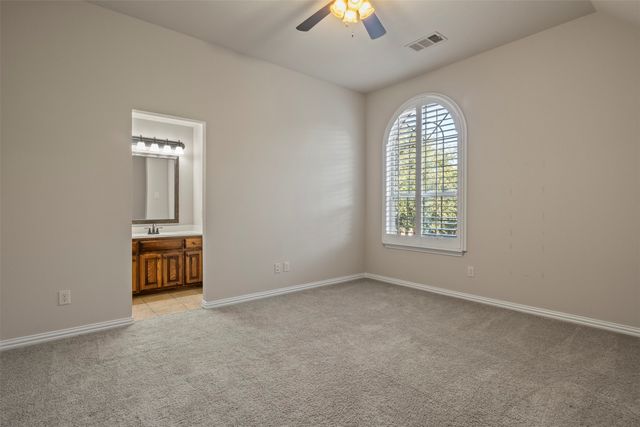 9134 Penny Lane, Lantana, TX 76226