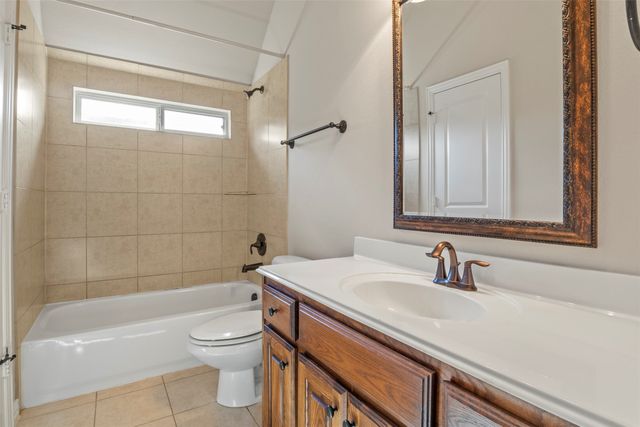 9134 Penny Lane, Lantana, TX 76226