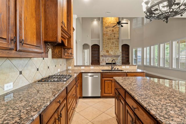 9134 Penny Lane, Lantana, TX 76226