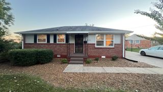 363 Leo Ln, Nashville, TN 37211