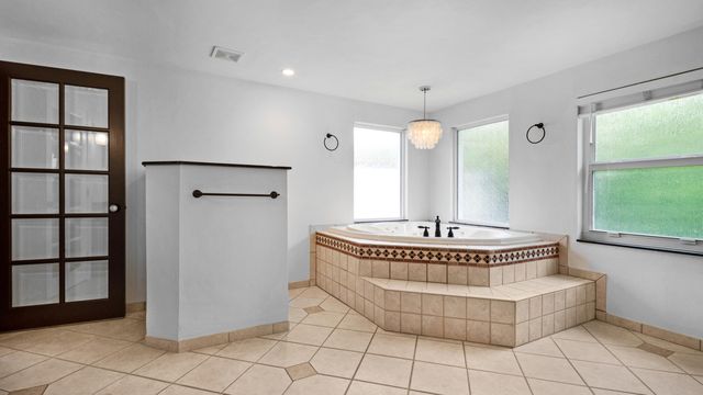 2106 NE 60TH Street, Fort Lauderdale, FL 33308