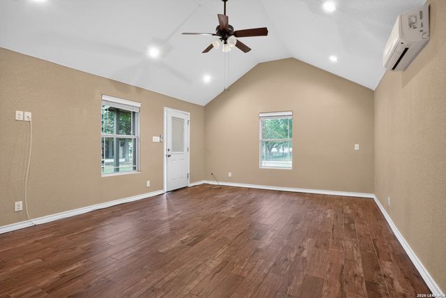 133 private road 4664, Castroville, TX 78009