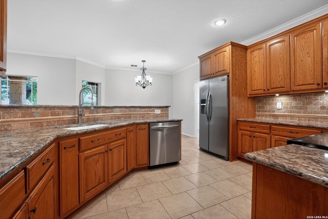 133 private road 4664, Castroville, TX 78009