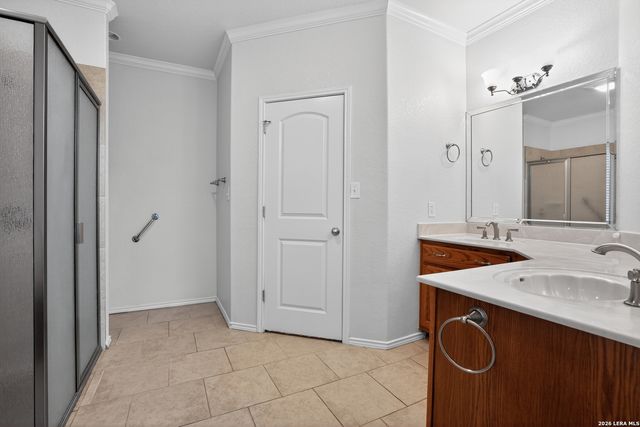 133 private road 4664, Castroville, TX 78009