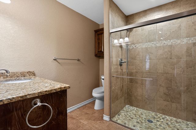 133 private road 4664, Castroville, TX 78009