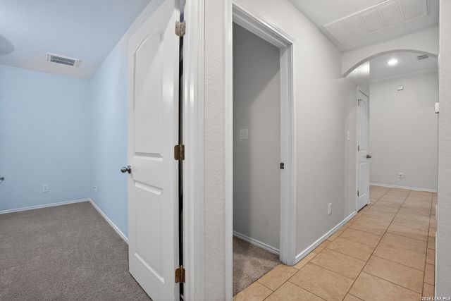 133 private road 4664, Castroville, TX 78009