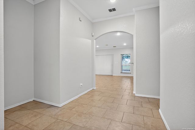 133 private road 4664, Castroville, TX 78009