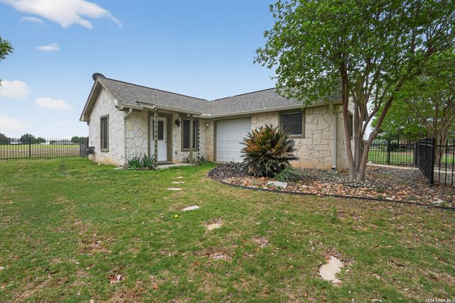 133 private road 4664, Castroville, TX 78009