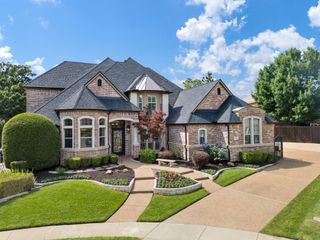 1104 Riverwalk Court, Colleyville, TX 76034