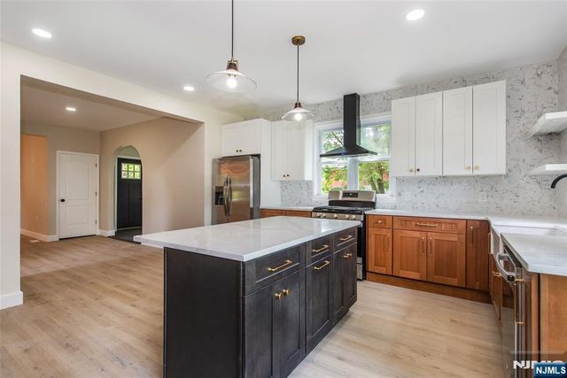 2 New Mashipacong Road, Montague, NJ 07827