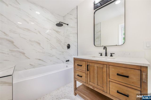 2 New Mashipacong Road, Montague, NJ 07827