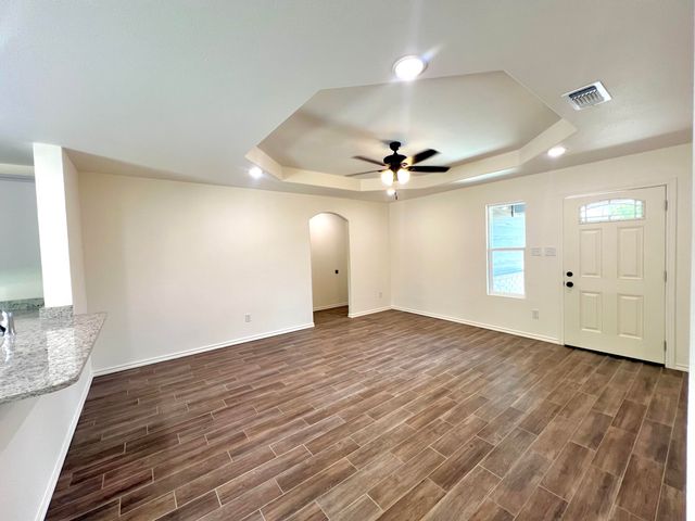 1407 Parker Street, San Angelo, TX 76901