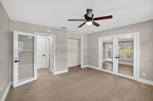 1015 NE 17th Ct, Fort Lauderdale, FL 33305