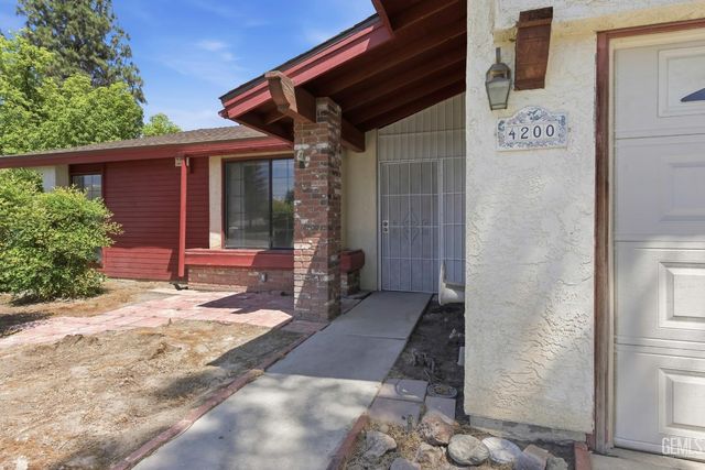 4200 Ryder Lane, Bakersfield, CA 93311