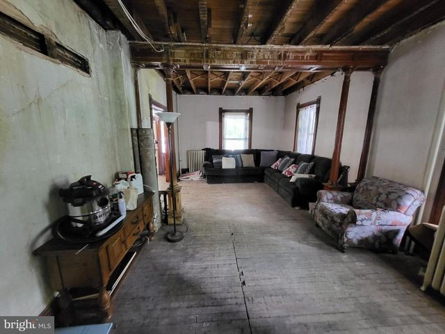 24 CHURCH ST, Mercersburg, PA 17236