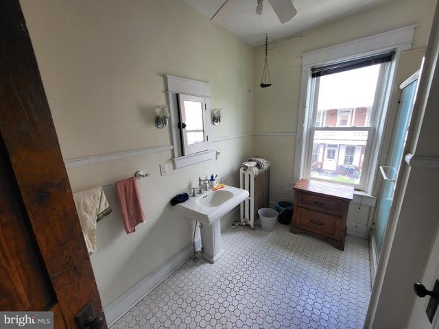 24 CHURCH ST, Mercersburg, PA 17236