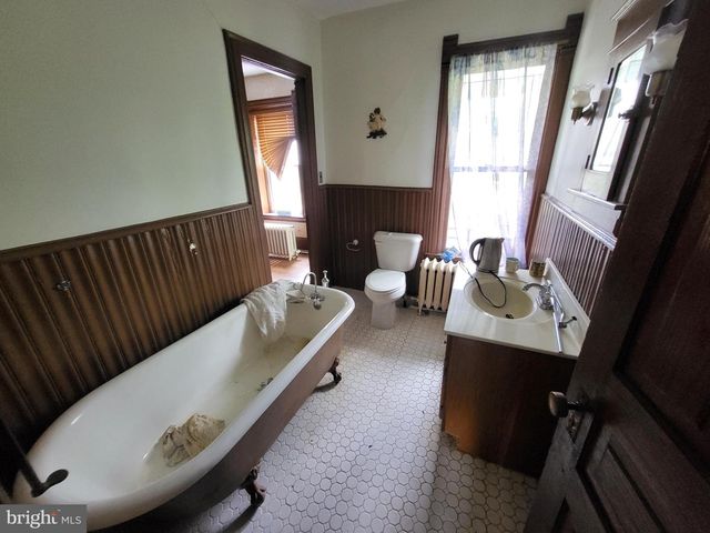 24 CHURCH ST, Mercersburg, PA 17236