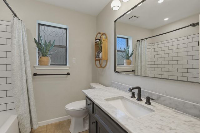 16202 Sting Ray Drive, Crosby, TX 77532