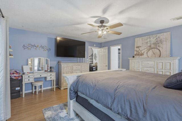 16202 Sting Ray Drive, Crosby, TX 77532