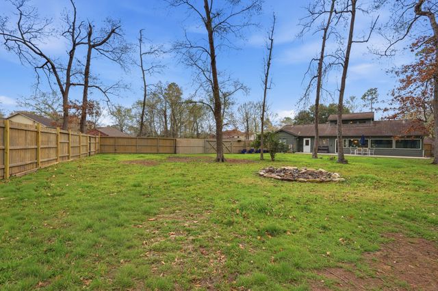 16202 Sting Ray Drive, Crosby, TX 77532