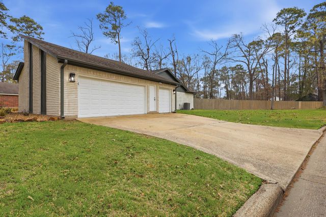 16202 Sting Ray Drive, Crosby, TX 77532