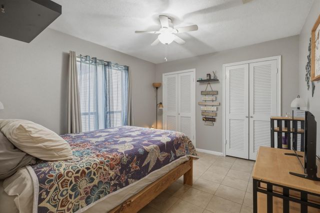 16202 Sting Ray Drive, Crosby, TX 77532