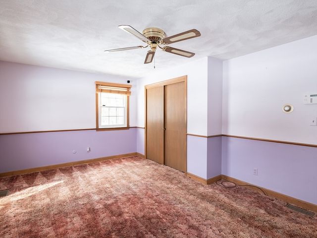 19 Greenview Dr, Plymouth, MA 02360