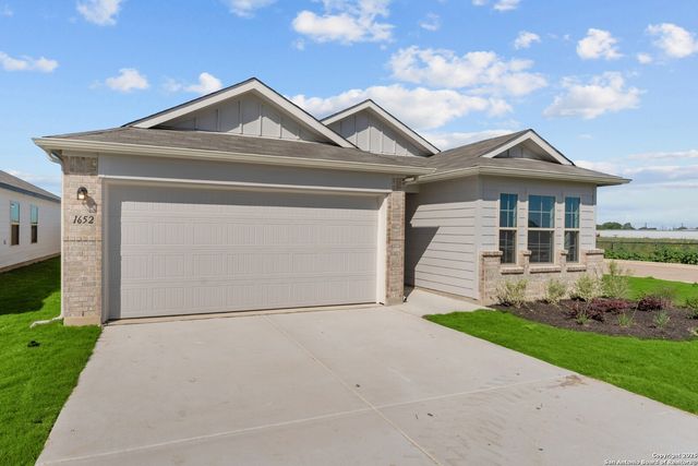 1652 Quiet Teal, New Braunfels, TX 78130