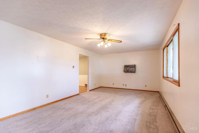 99 Newstedt Avenue, West Union, OH 45693