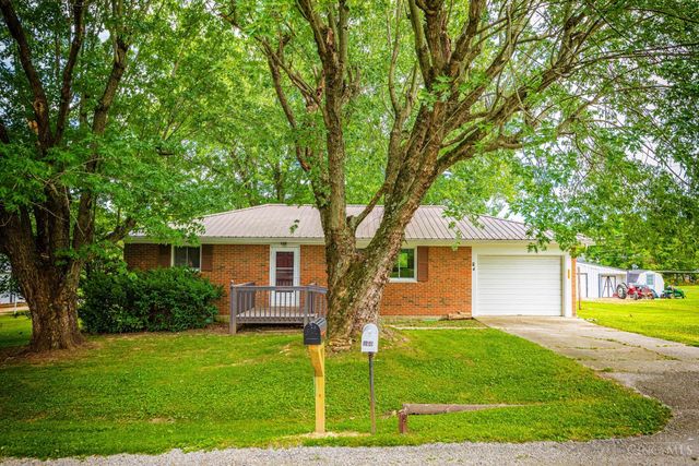 99 Newstedt Avenue, West Union, OH 45693