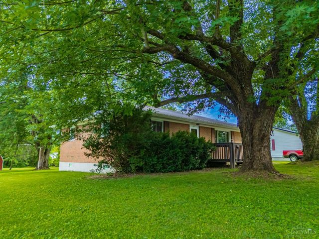 99 Newstedt Avenue, West Union, OH 45693