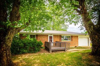 99 Newstedt Avenue, West Union, OH 45693
