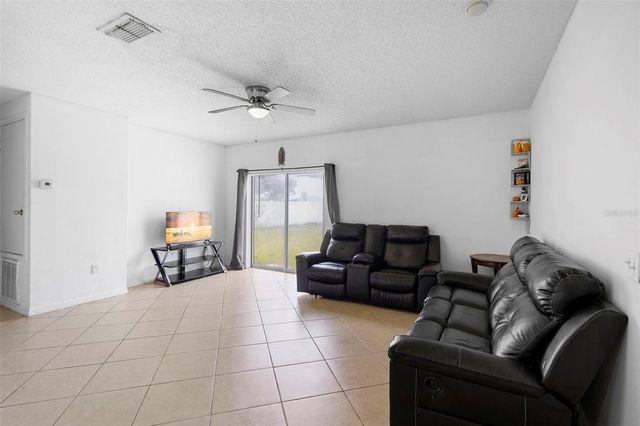 1040 CANNOCK DRIVE, Kissimmee, FL 34758