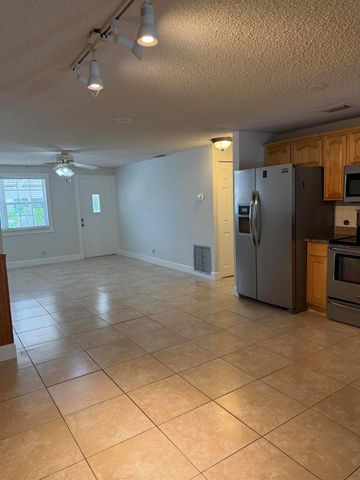 4655 Appaloosa Street, West Palm Beach, FL 33417
