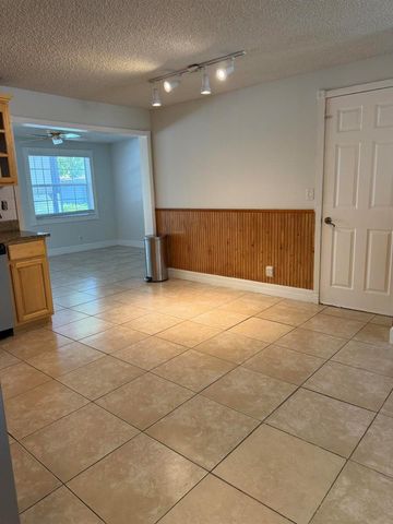 4655 Appaloosa Street, West Palm Beach, FL 33417