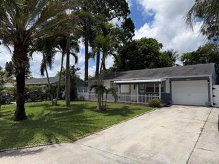 4655 Appaloosa Street, West Palm Beach, FL 33417