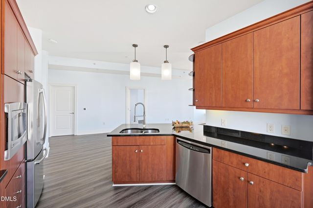 400 W North Street 810, Raleigh, NC 27603