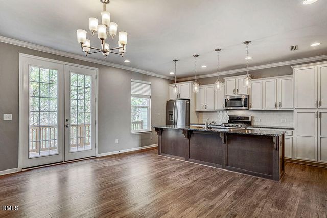 529 Metro Station, Apex, NC 27502