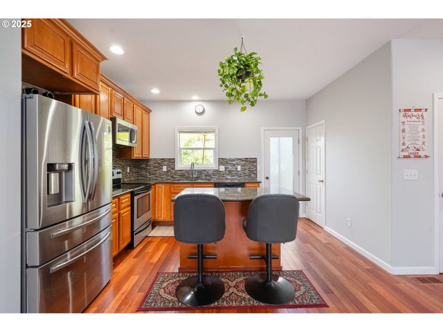 2619 Se 109TH Ave, Portland, OR 97266