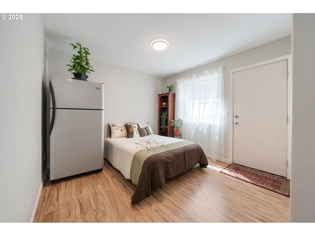 2619 Se 109TH Ave, Portland, OR 97266