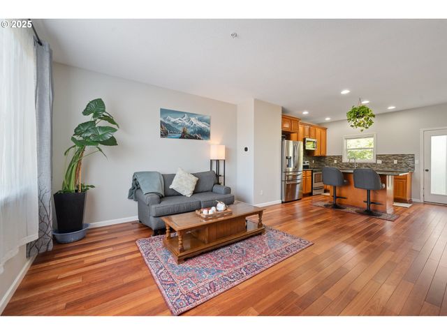 2619 Se 109TH Ave, Portland, OR 97266