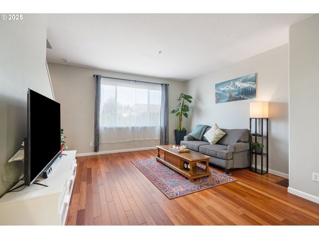 2619 Se 109TH Ave, Portland, OR 97266