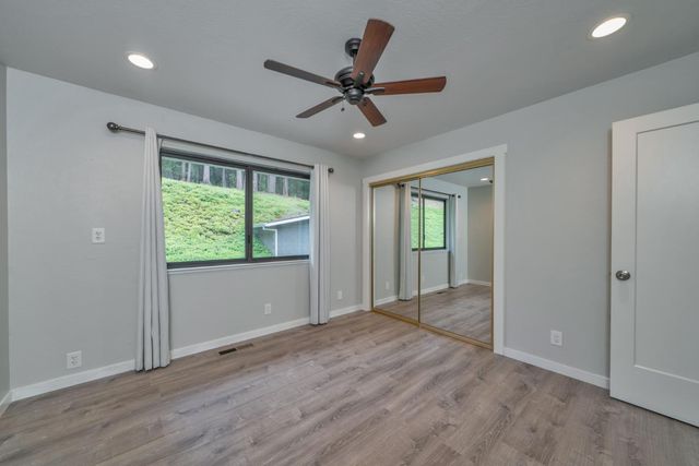 2320 Old Blair Mill Rd, Pollock Pines, CA 95726