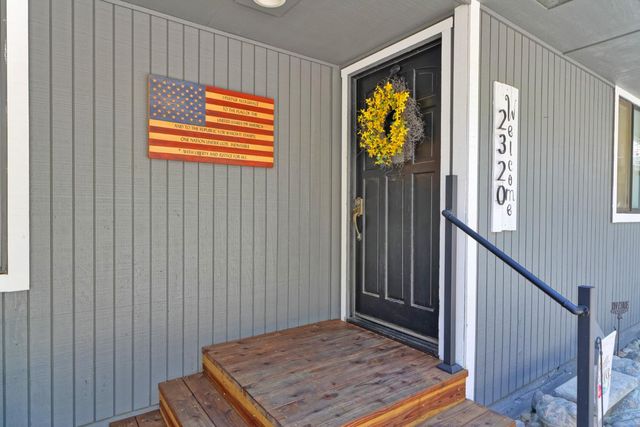 2320 Old Blair Mill Rd, Pollock Pines, CA 95726
